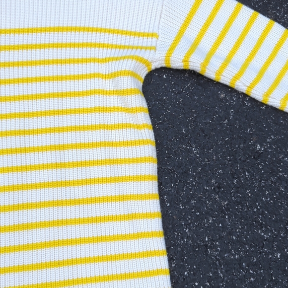 Gap Brand Boatneck Yellow/White Striped Sweater Medium Merino Wool Blend - Picture 8 of 9
